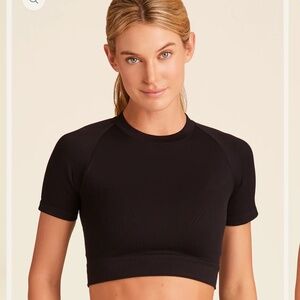 ALALA BARRE CROP TEE MD.